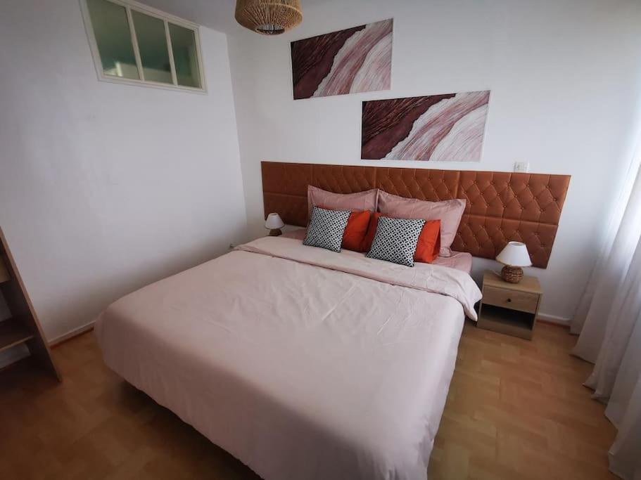 Bel Appartement, Et Salon A Centre Apartamento *