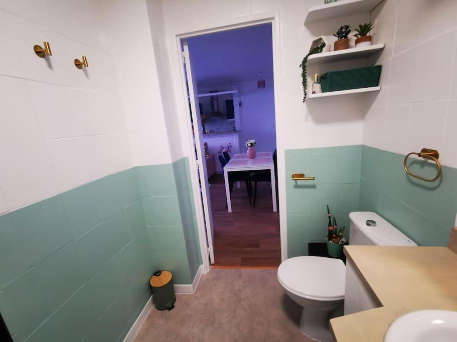 Bel Appartement, Et Salon A Centre Apartamento